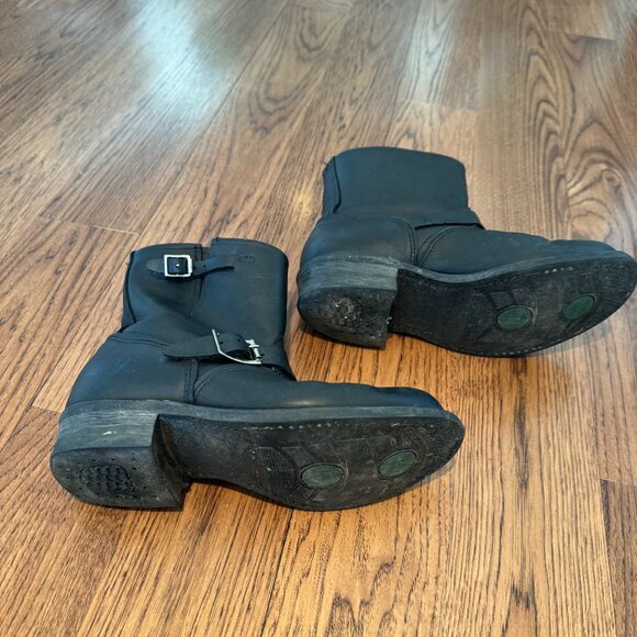 Frye Black Engineer 8r Short - Picture 7 of 7